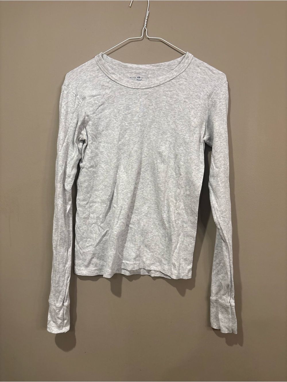 Brandy Melville Light Gray Long-Sleeve Crewneck Tee